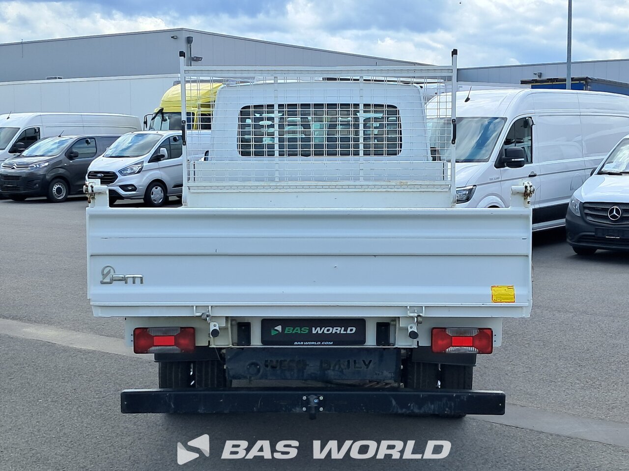 Back : Iveco Daily 35C16 Benne
