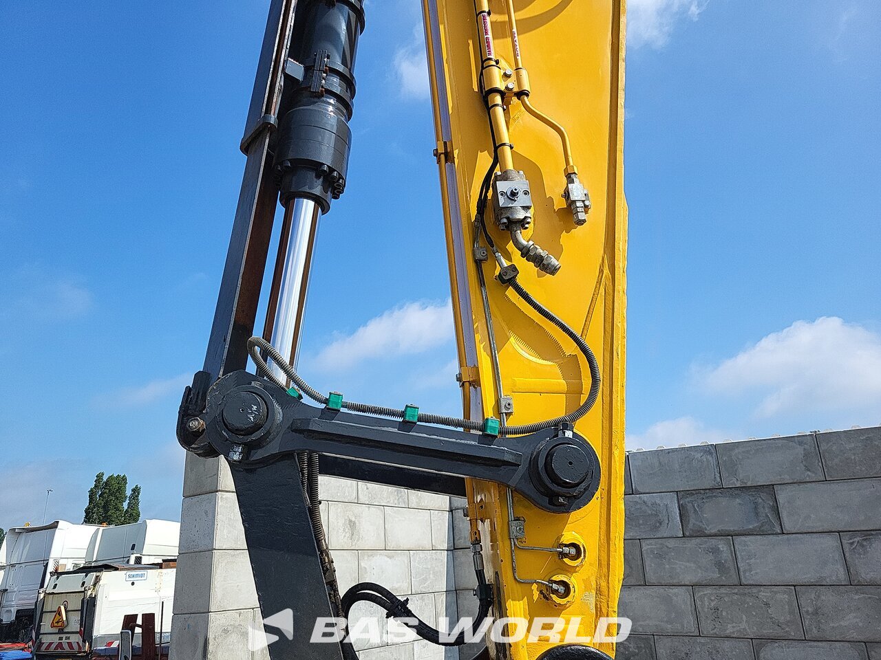 Other : Liugong 933E-DM Pelle sur chenilles