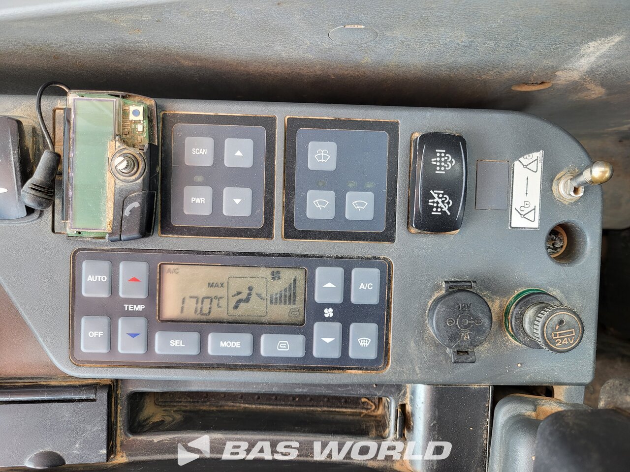 Other : Doosan DX255 LC-5 Pelle sur chenilles