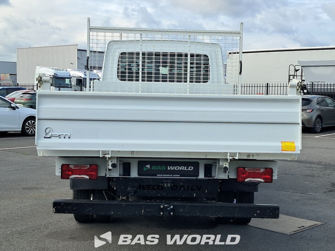 Back : Iveco Daily 35C16 Benne