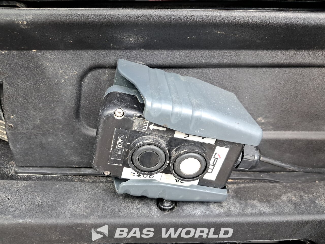 Other : Iveco Daily 35C16 Benne