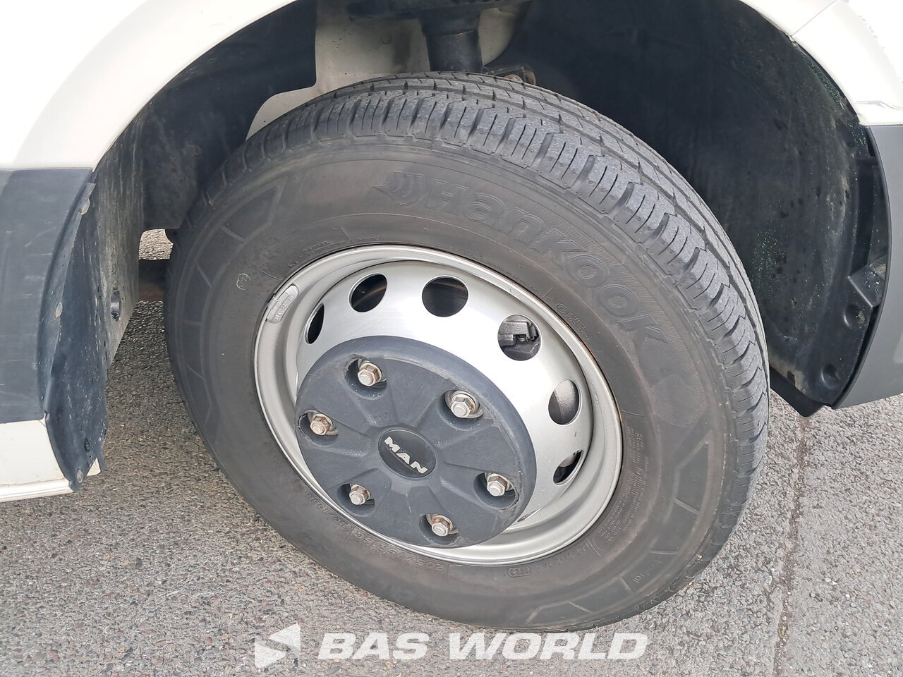 Other exterior : MAN TGE 5.120 Benne