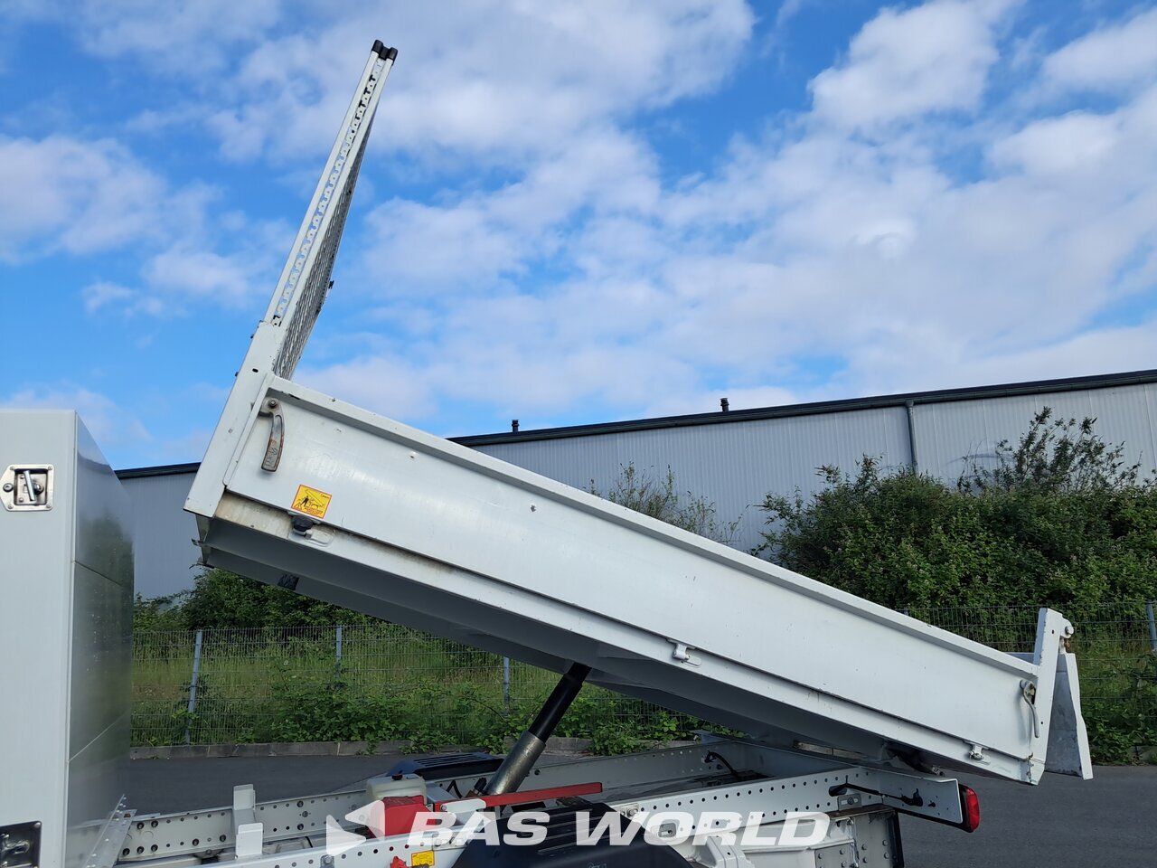 Superstructure : MAN TGE 5.120 Benne