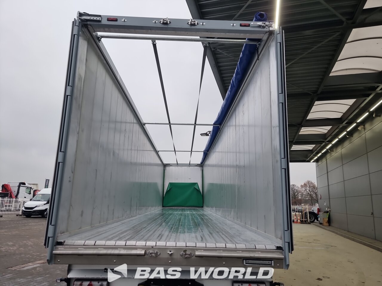 Superstructure interior : Kraker Plancher mobile