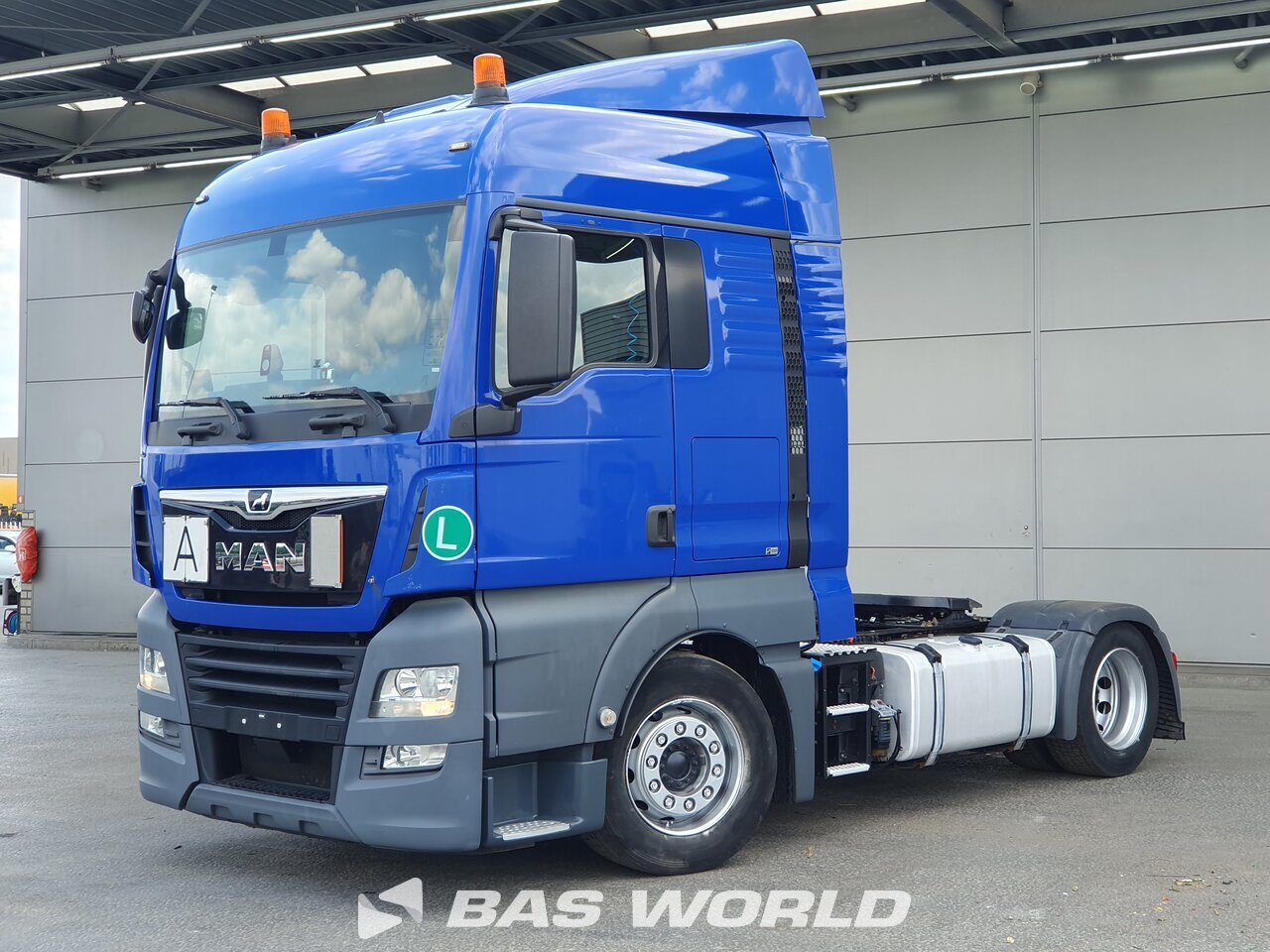 Front left : MAN TGX 18.460 4X2 Tracteur routier
