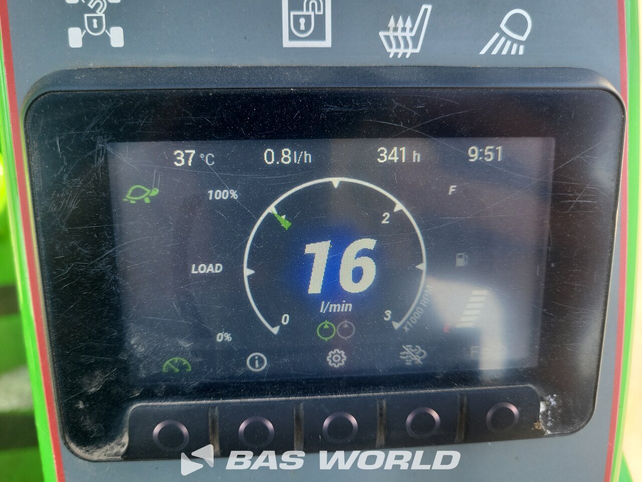 Other : Avant M860i Chargeuse sur pneus