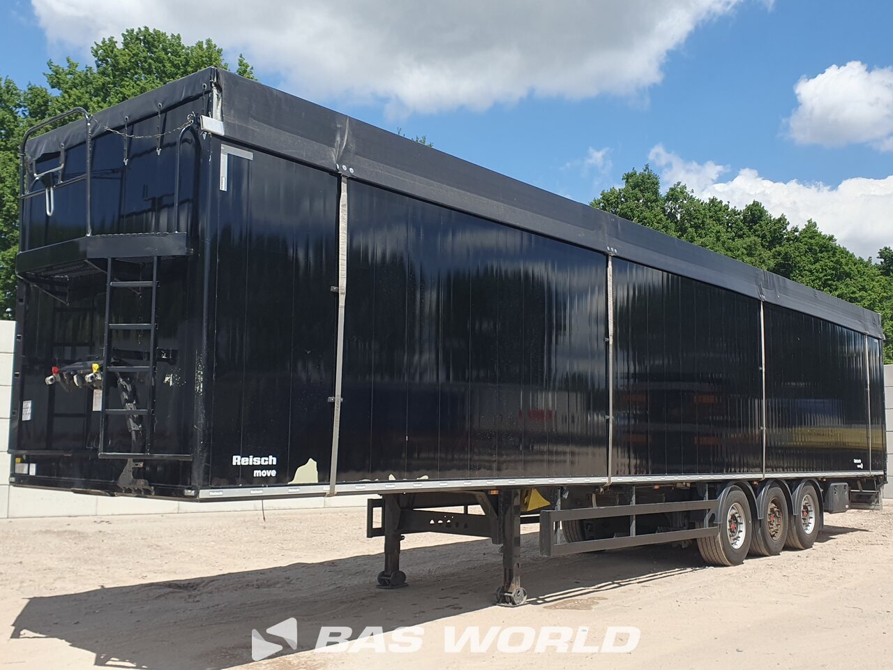 Front left : Reisch Plancher mobile