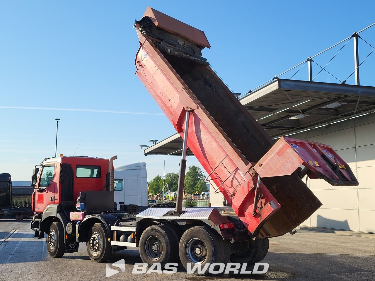Crane hook/grapple : Renault Kerax 430 8X4 Forez Bennes Camion Benne