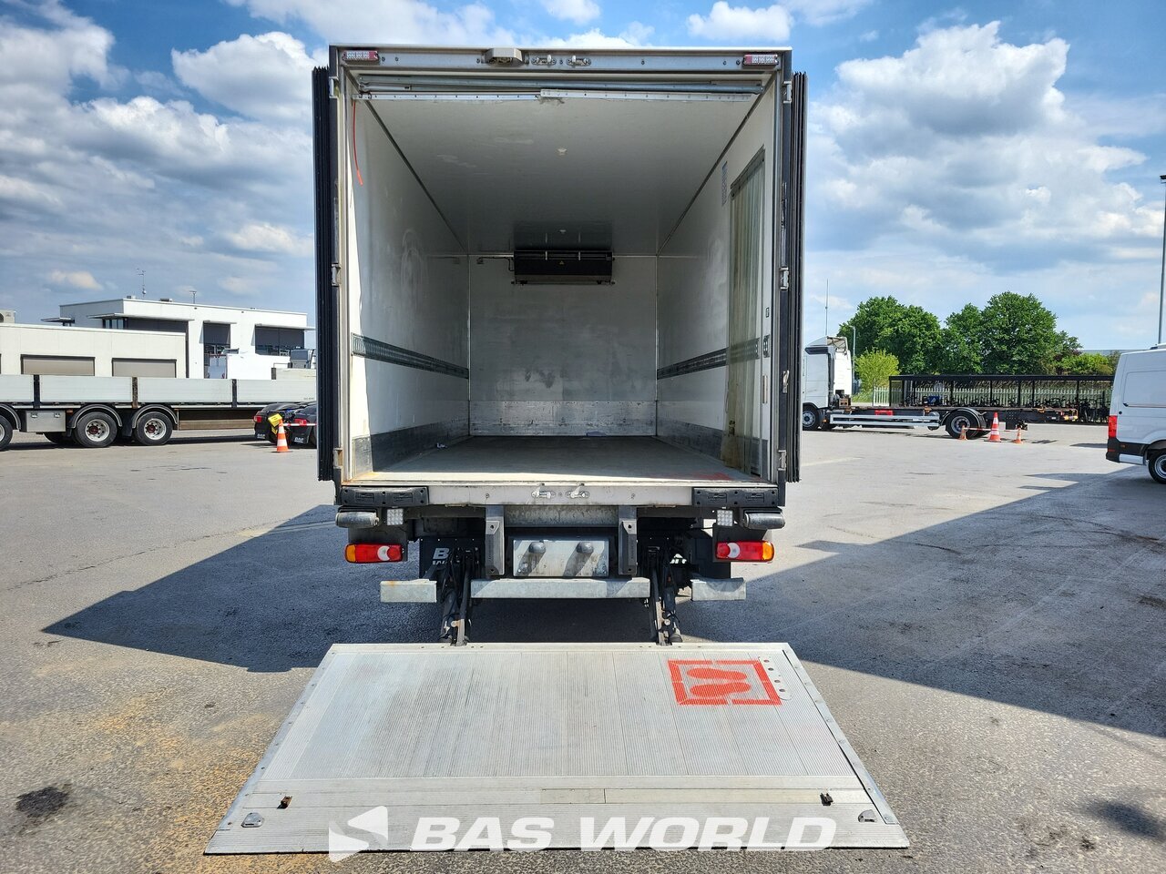 Other : Iveco Eurocargo 120E210 4X2 Carrosserie Camion frigorifique