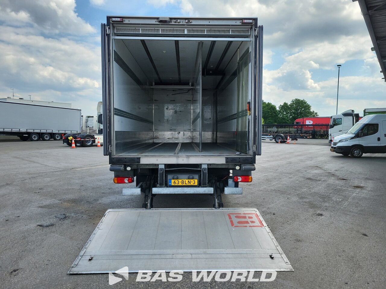 Other : Iveco Eurocargo 120-190 4X2 Lecapitaine Type: IRH Camion frigorifique
