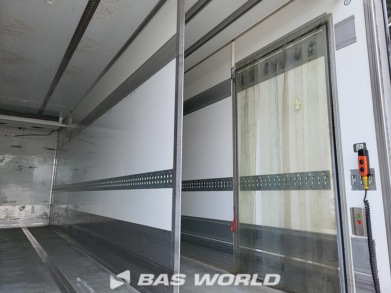 Other : Iveco Eurocargo 120-190 4X2 Lecapitaine Type: IRH Camion frigorifique