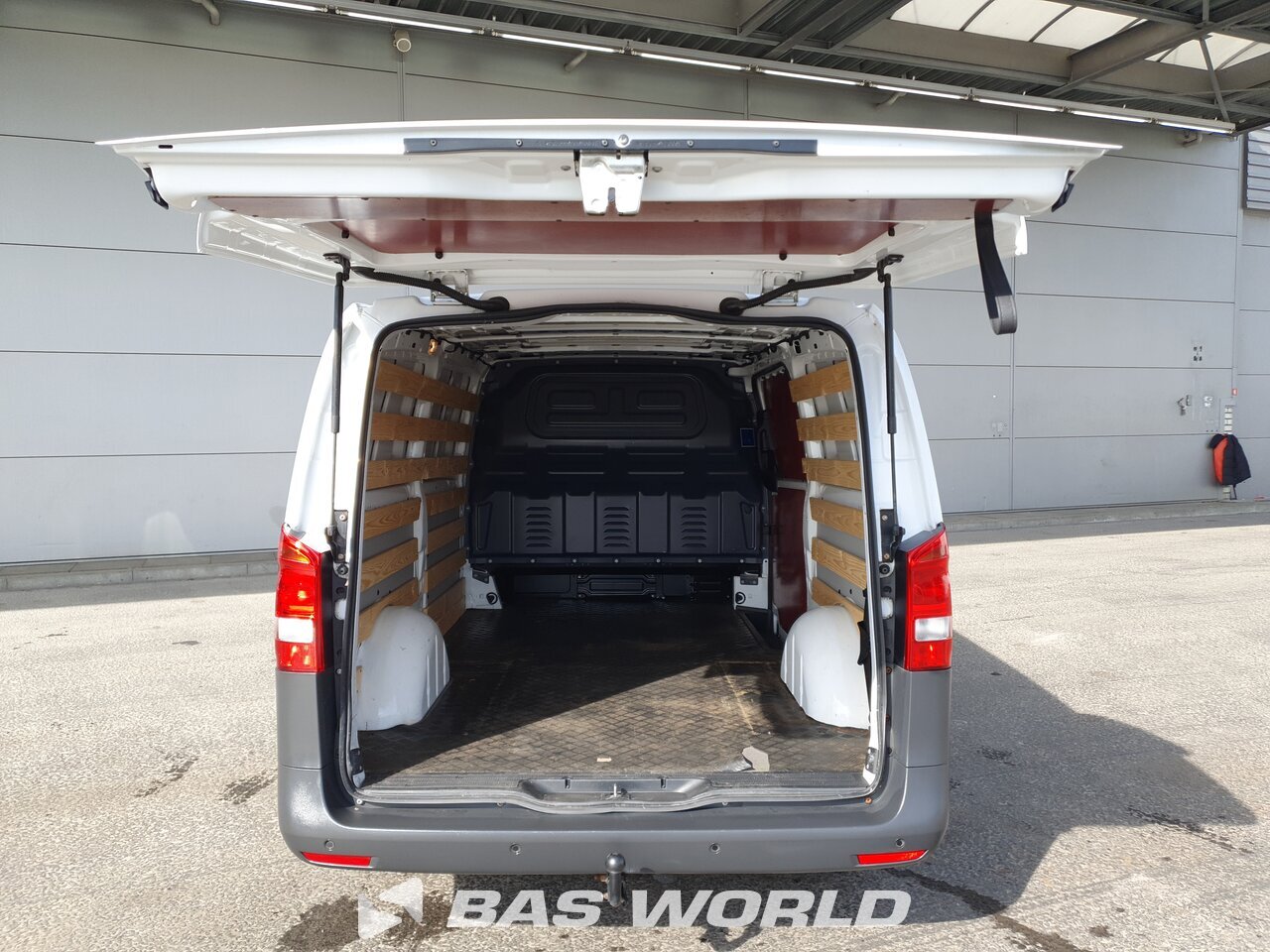Other : Mercedes Vito 110 Fourgons utilitaires