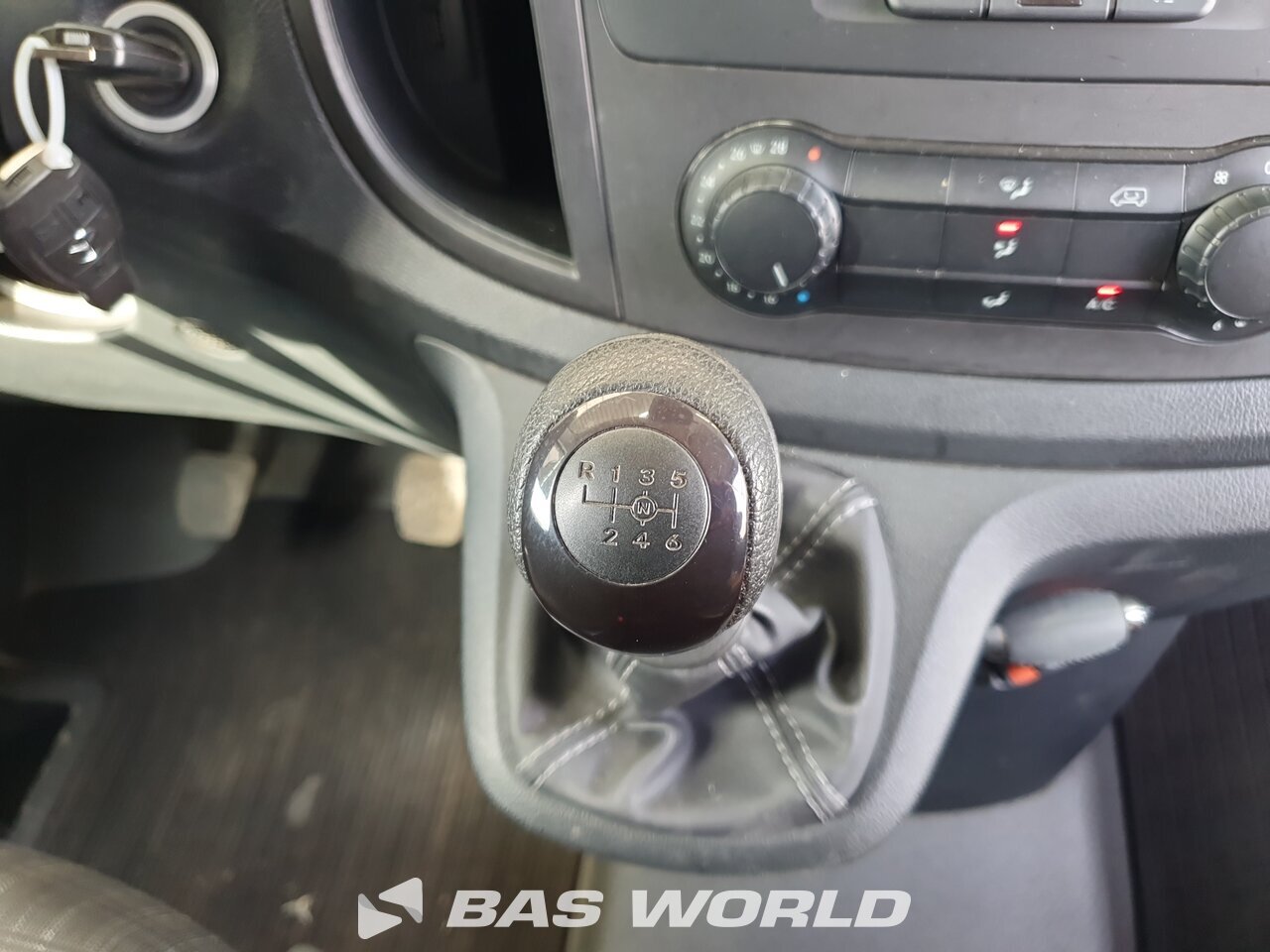 Other : Mercedes Vito 110 Fourgons utilitaires