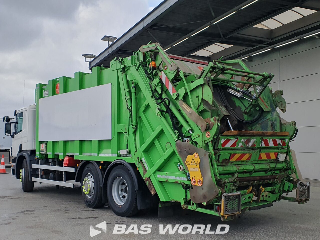Other : Scania P280 6X2 VDK Pusher2000 CB011 Eurolift Camion d'ordures