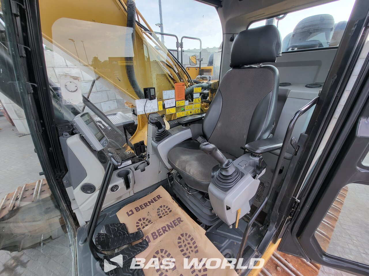 Other : Caterpillar 336 E L H Pelle sur chenilles