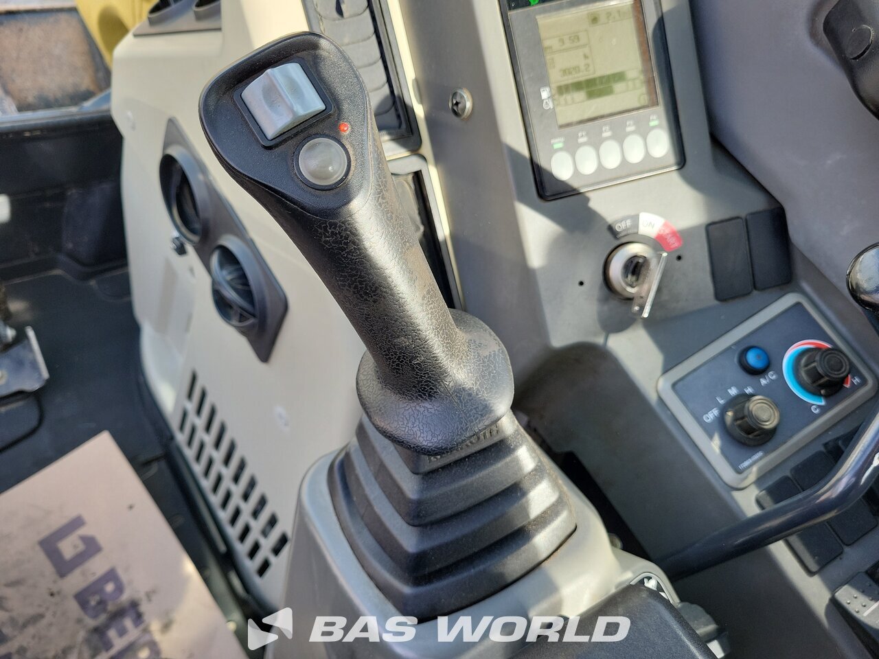 Other : Yanmar SV100 -2A Pelle sur chenilles