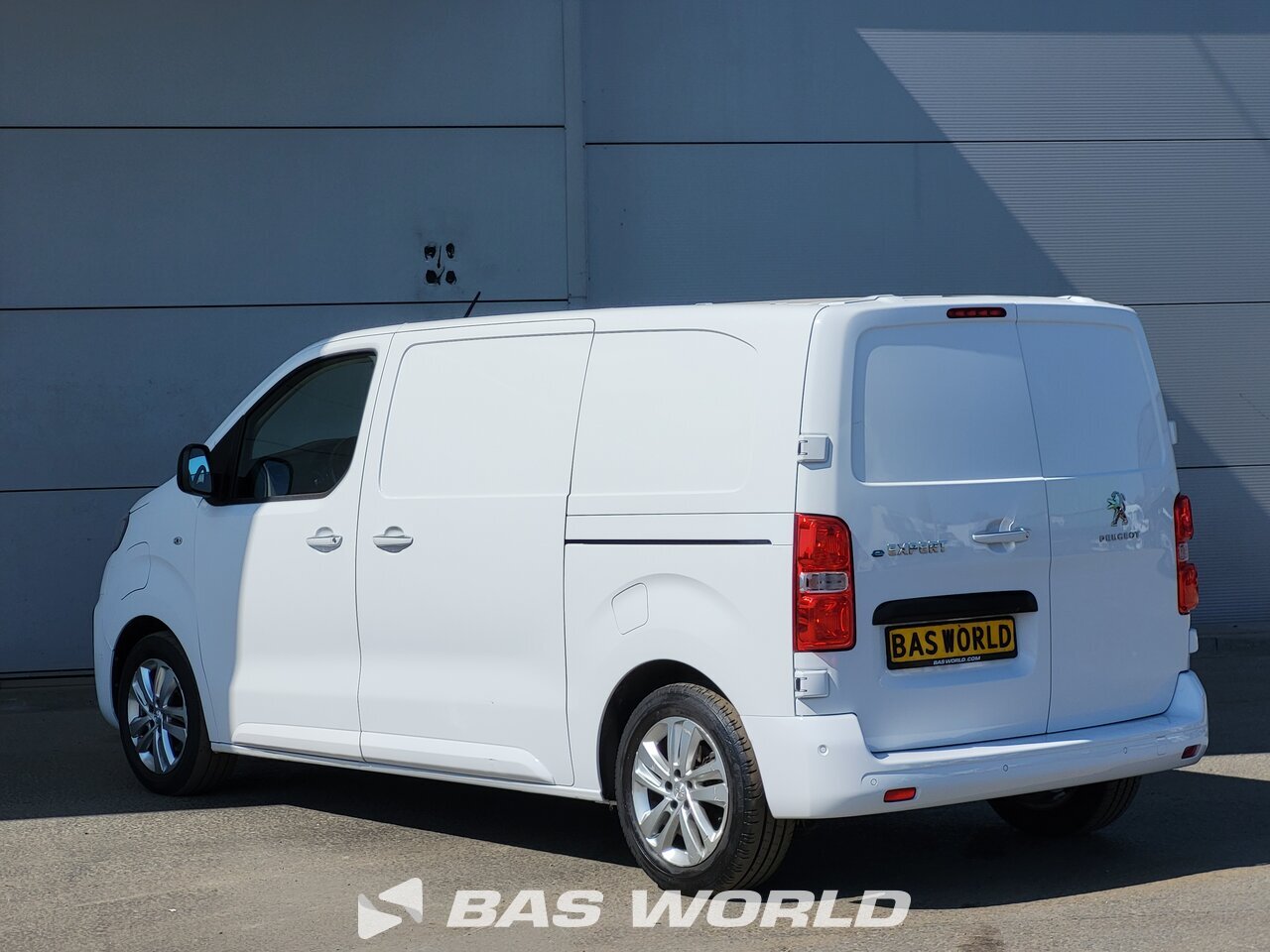 Other : Peugeot Expert 136PK Fourgons utilitaires