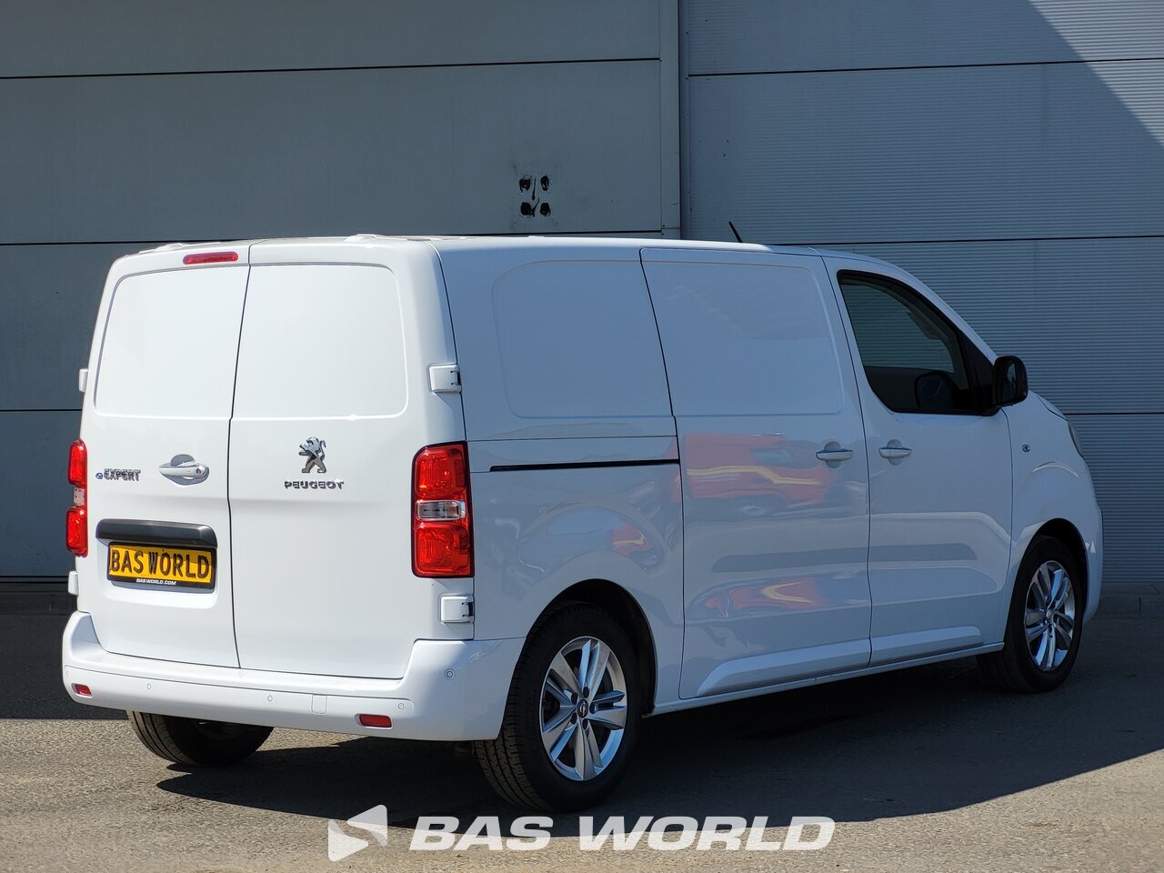 Other : Peugeot Expert 136PK Fourgons utilitaires