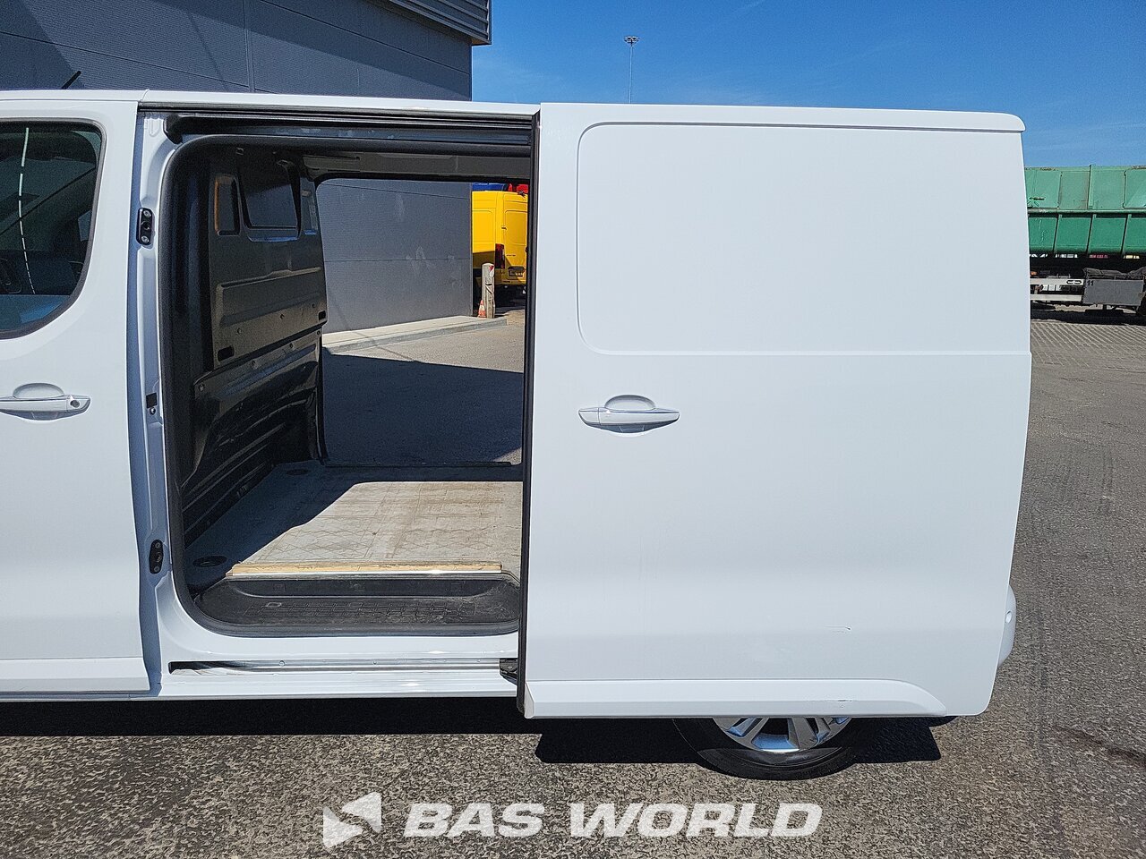 Other : Peugeot Expert 136PK Fourgons utilitaires