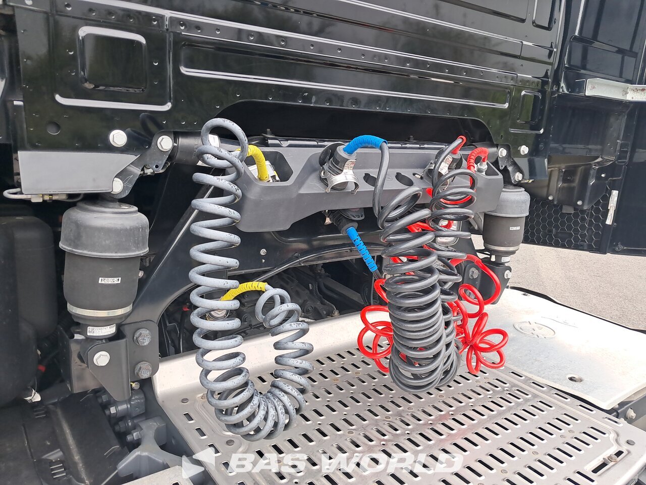 Trailer connections : DAF XG+ 530 4X2 Tracteur routier