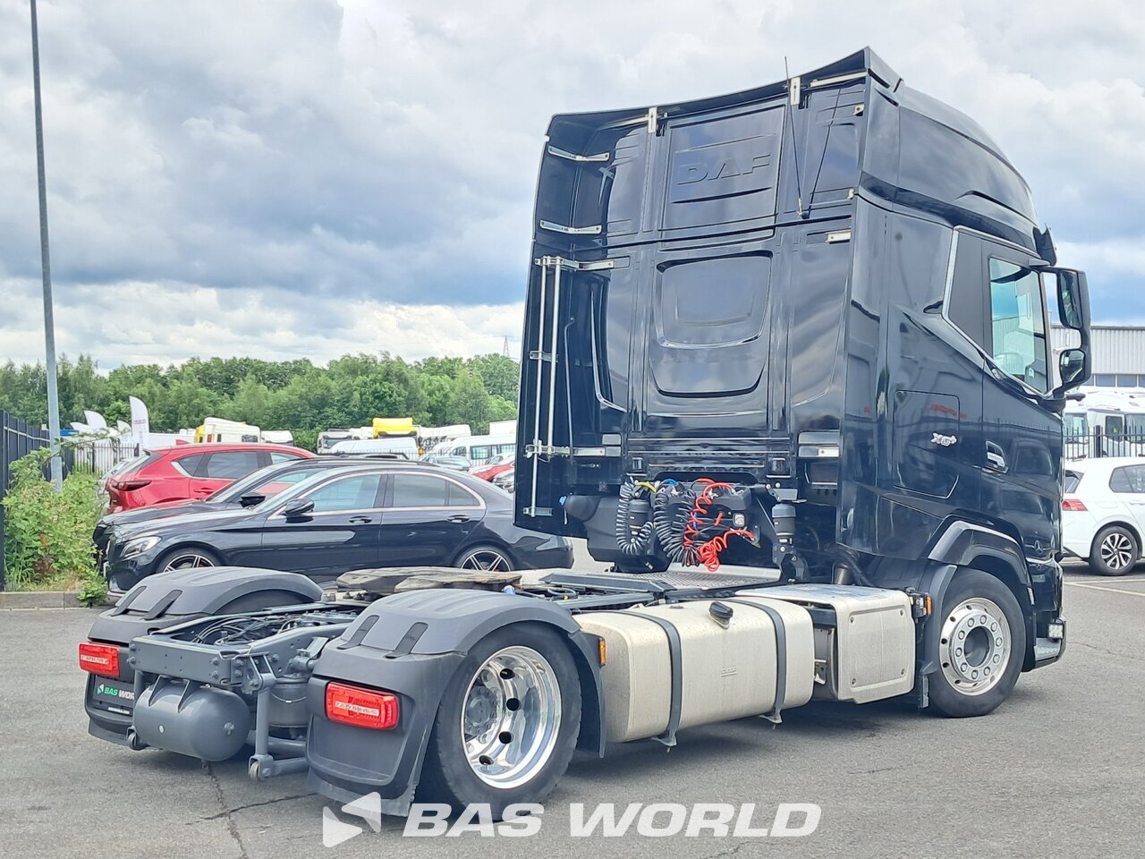 Back right : DAF XG+ 530 4X2 Tracteur routier