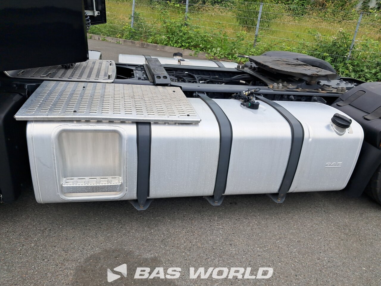 Fuel tanks : DAF XG+ 530 4X2 Tracteur routier