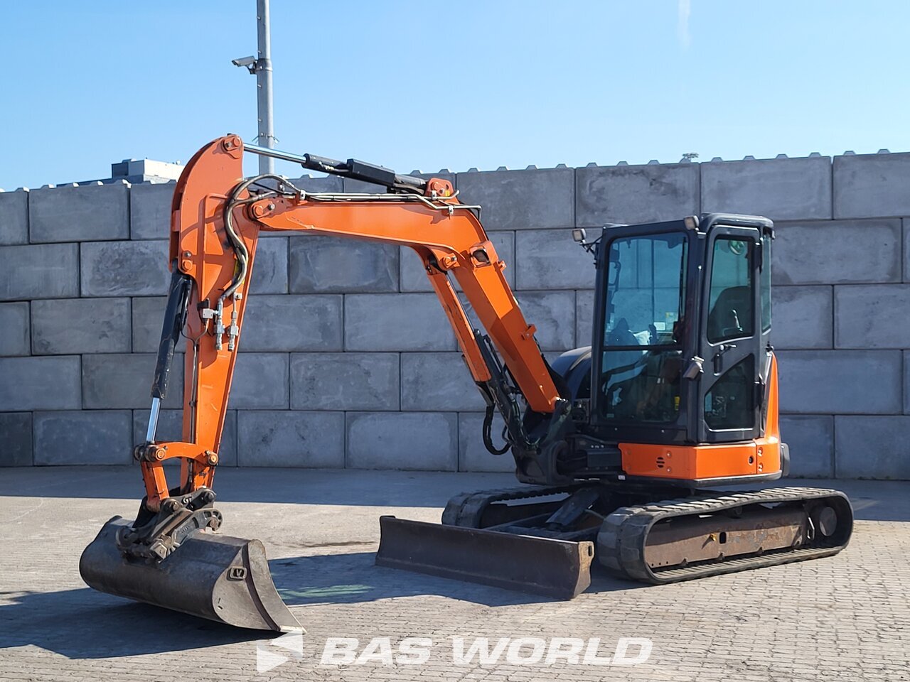 Other : Hitachi ZX55U-6CLR Mini pelle <10t