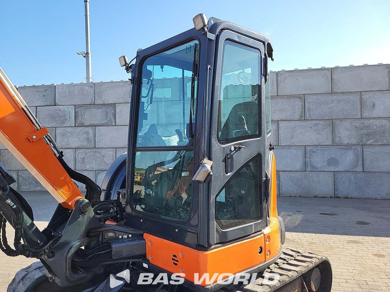 Other : Hitachi ZX55U-6CLR Mini pelle <10t