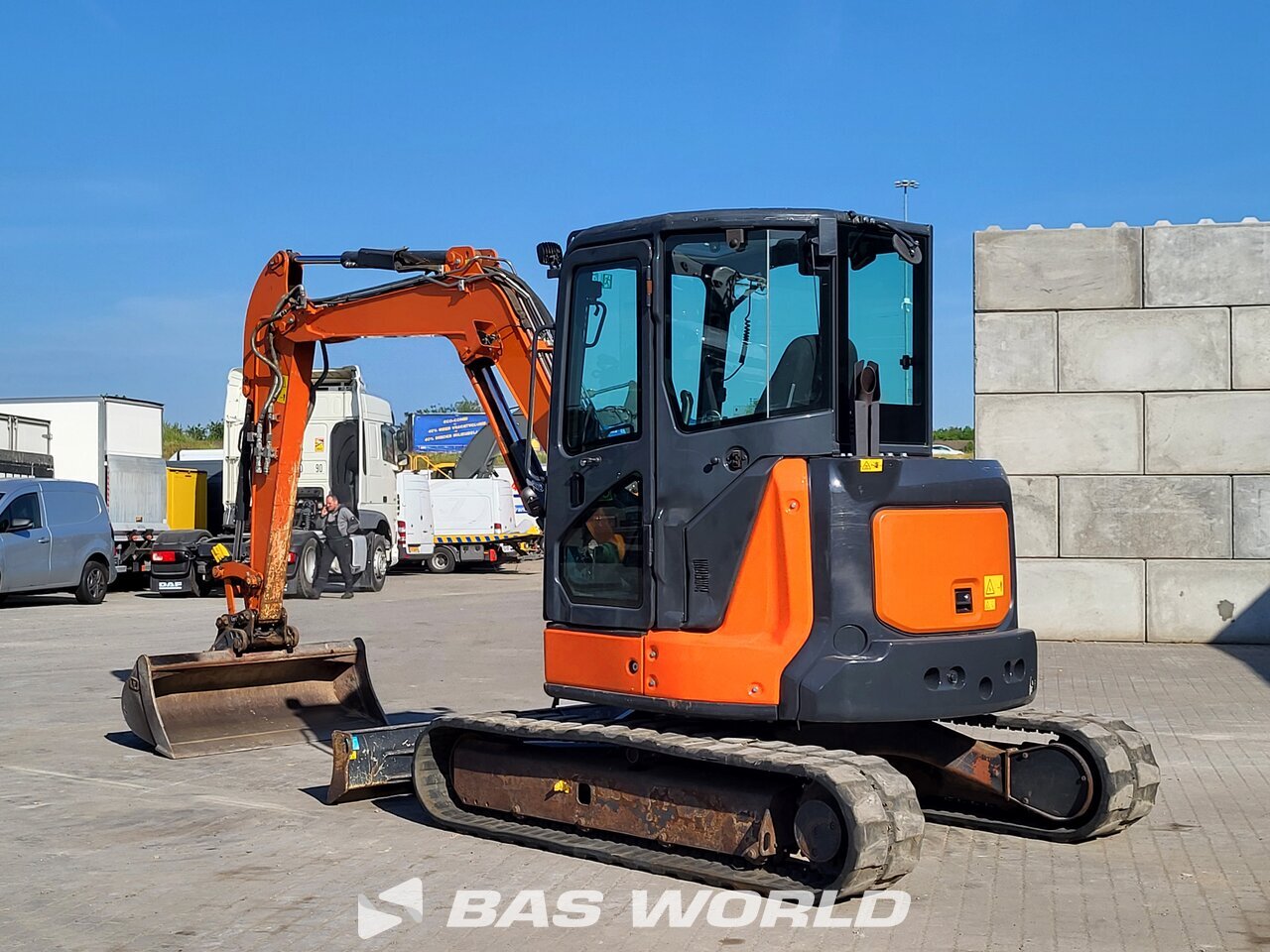 Other : Hitachi ZX55U-6CLR Mini pelle <10t