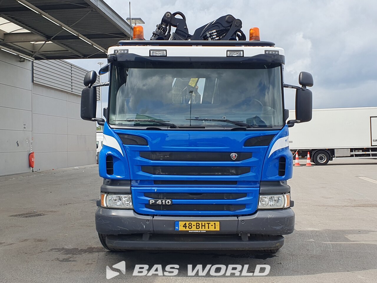 Other : Scania P410 8X2 VDL type: S-30-6400 camion à bras