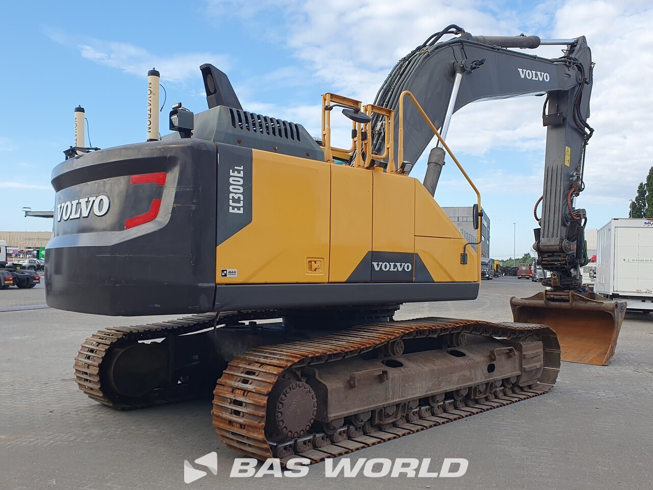 Other : Volvo EC300 E L Pelle sur chenilles