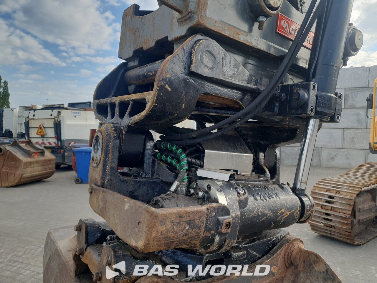 Other : Volvo EC300 E L Pelle sur chenilles