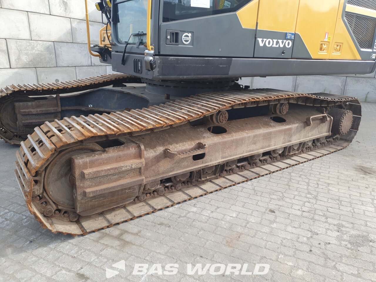 Other : Volvo EC300 E L Pelle sur chenilles