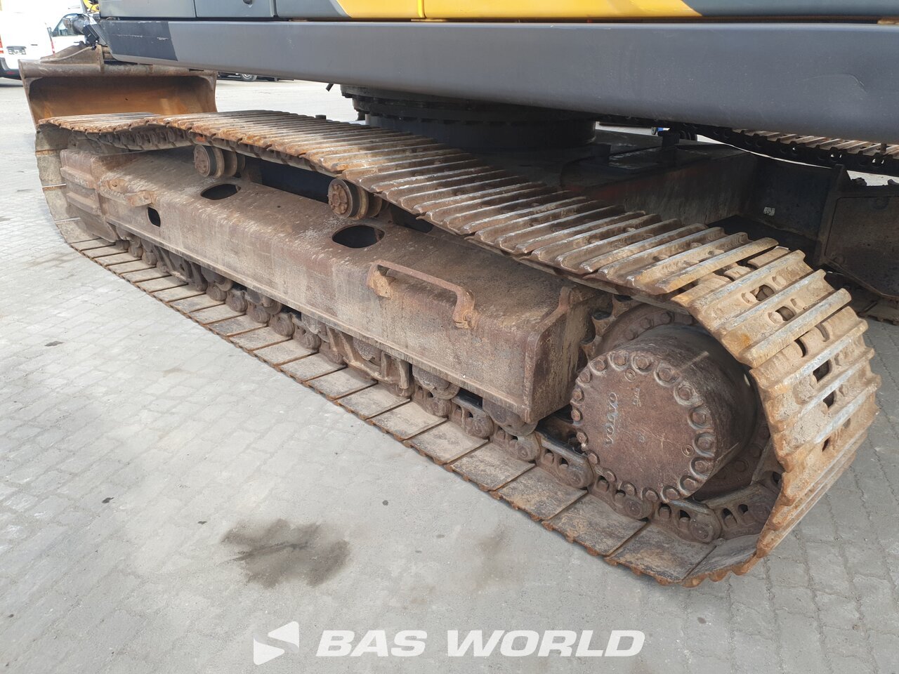 Other : Volvo EC300 E L Pelle sur chenilles