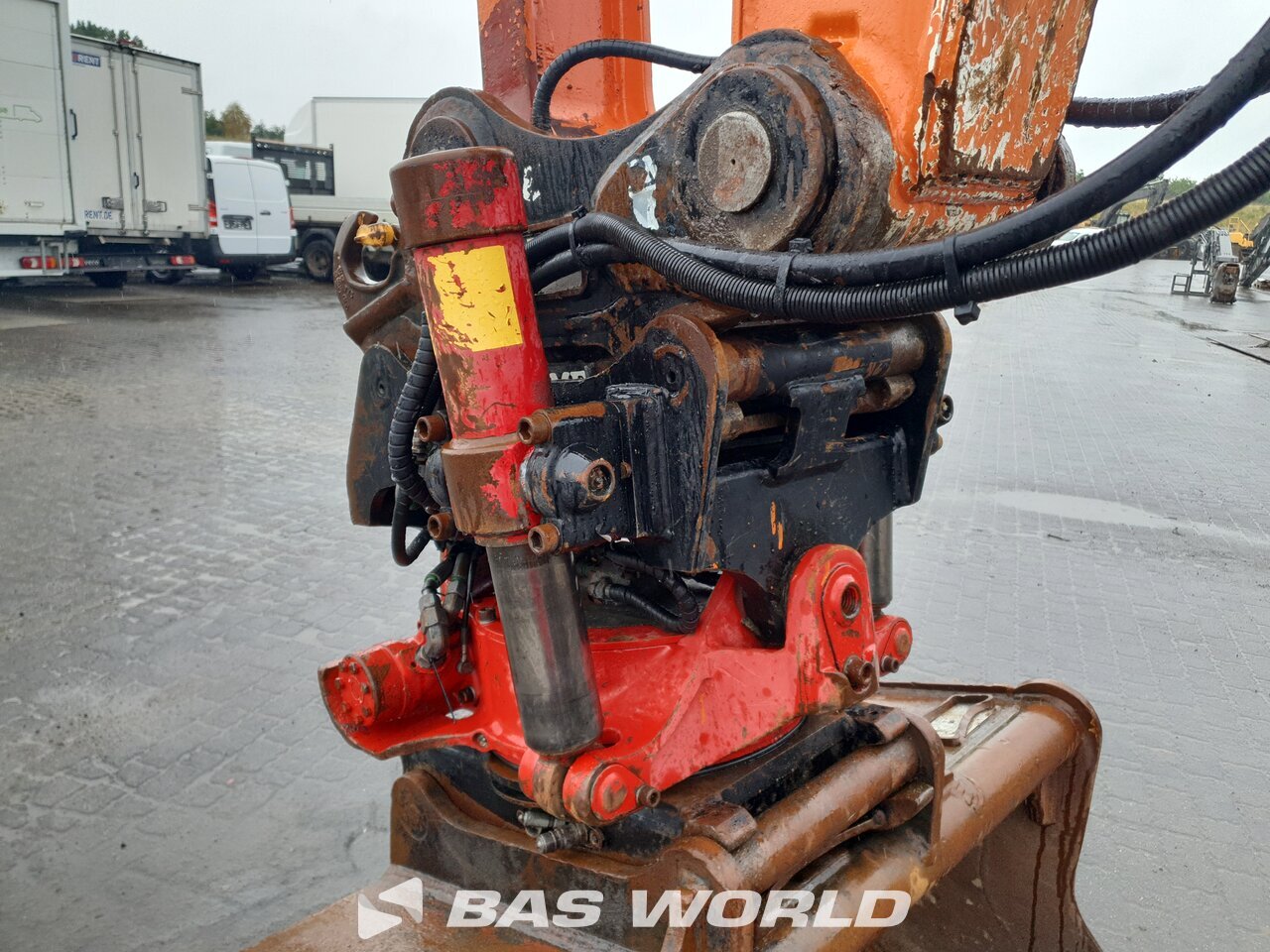 Other : Hitachi ZX140W -3 Pelle sur pneus