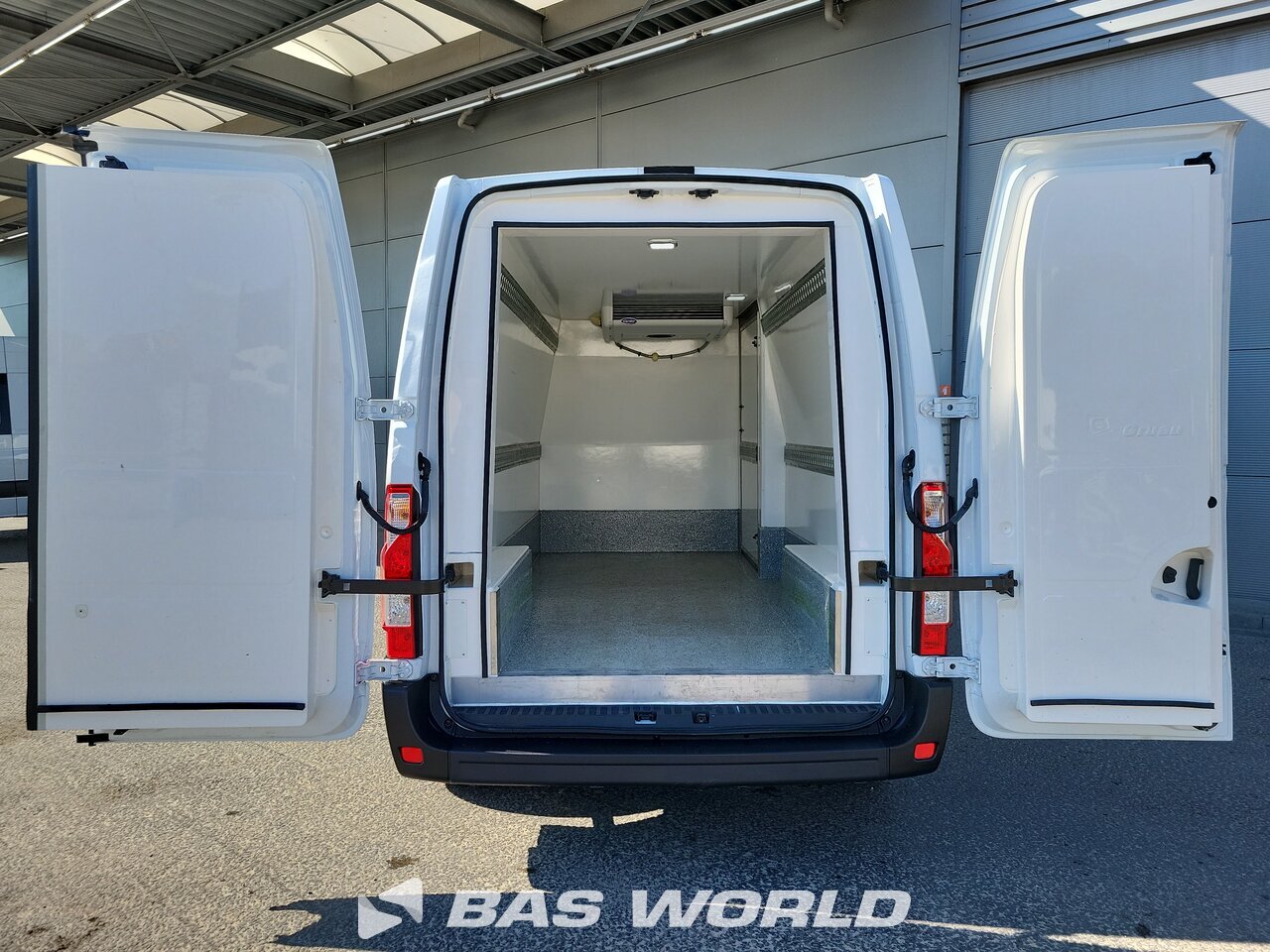 Other : Renault Master 135PK Fourgon frigorifique fermé