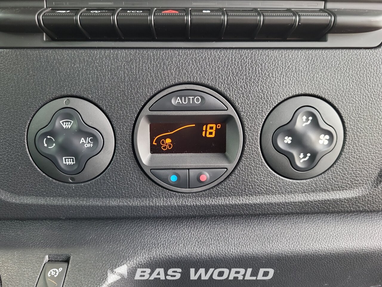 Other : Renault Master 165PK Camion chevaux