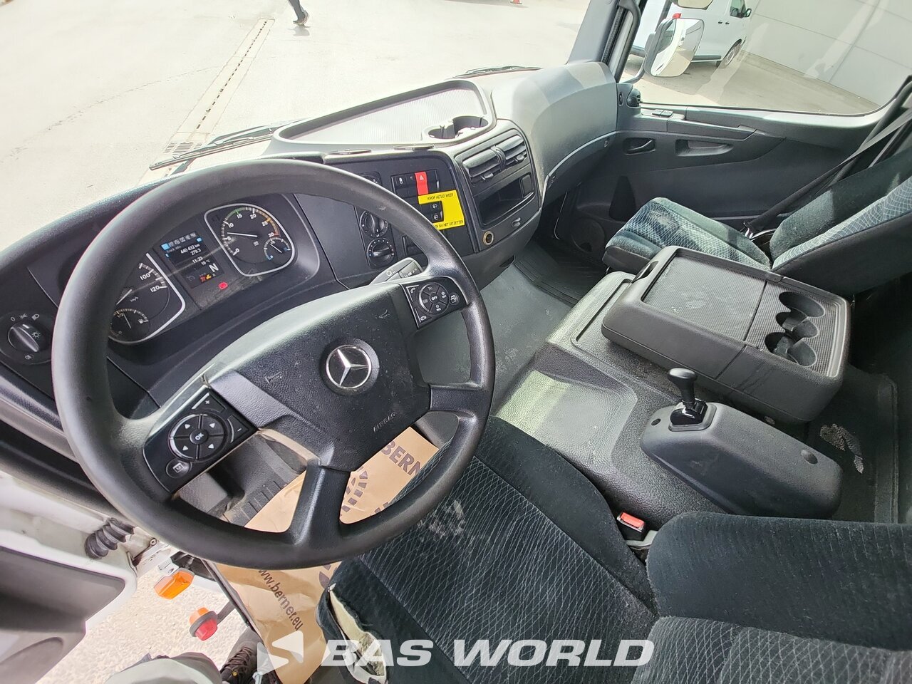 Other : Mercedes Atego 816 4X2 Karhof Carrosseries fourgons