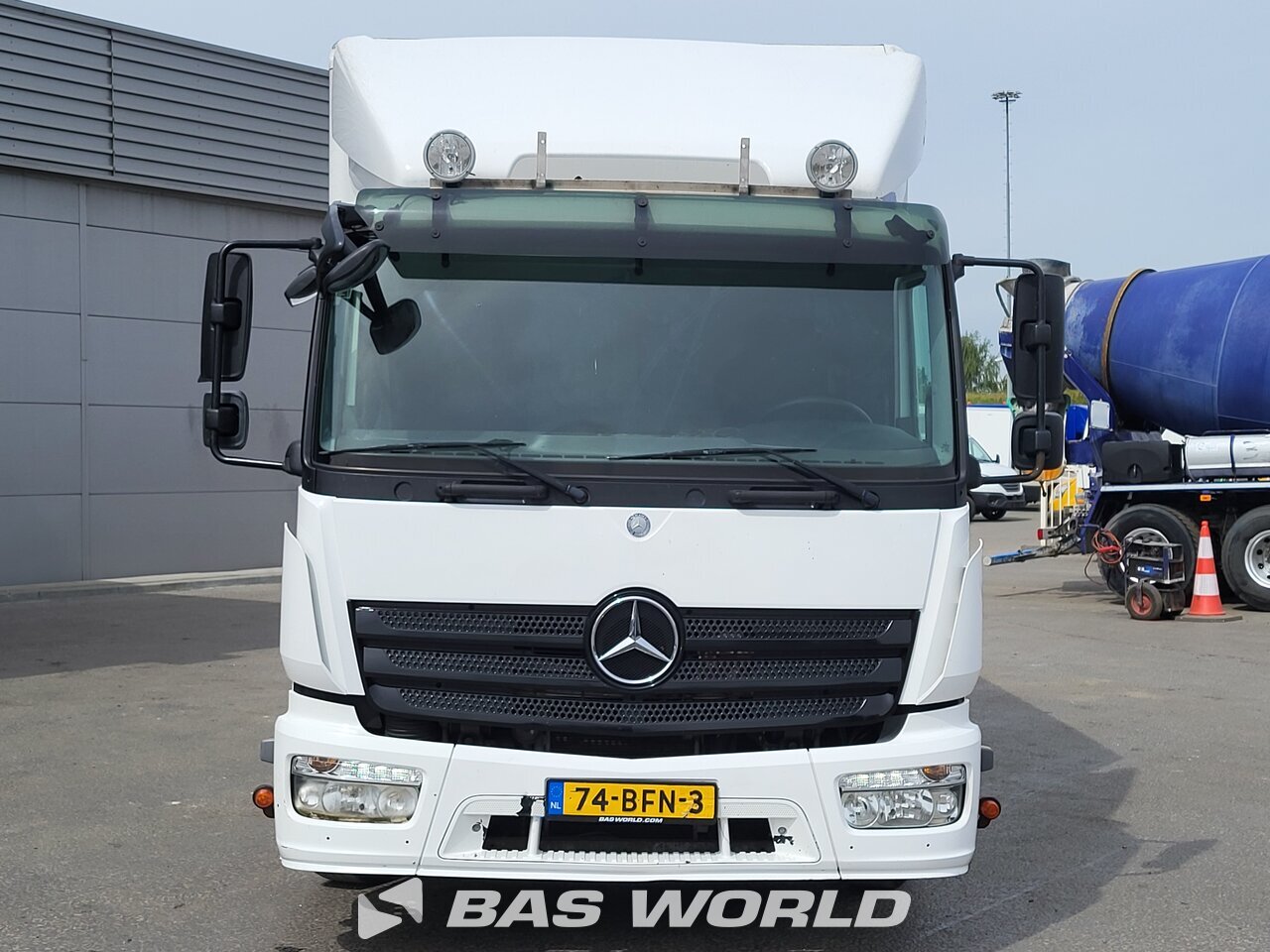 Other : Mercedes Atego 816 4X2 Karhof Carrosseries fourgons