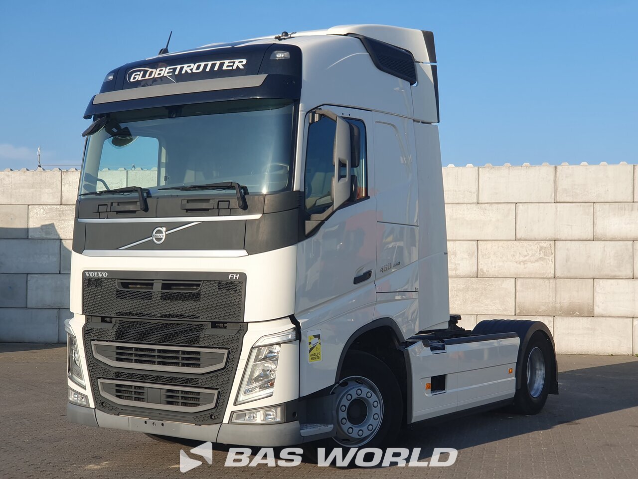 Front left : Volvo FH 460 4X2 Tracteur routier