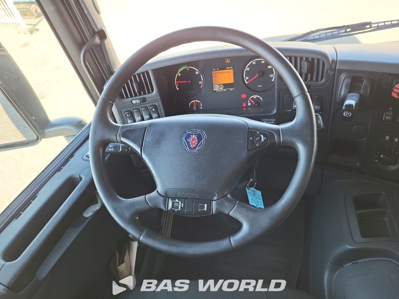 Other : Scania P250 4X2 Carrosseries fourgons