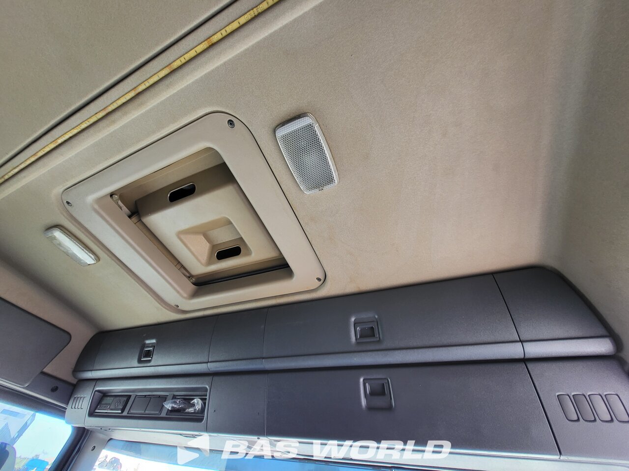 Other : Scania P250 4X2 Carrosseries fourgons