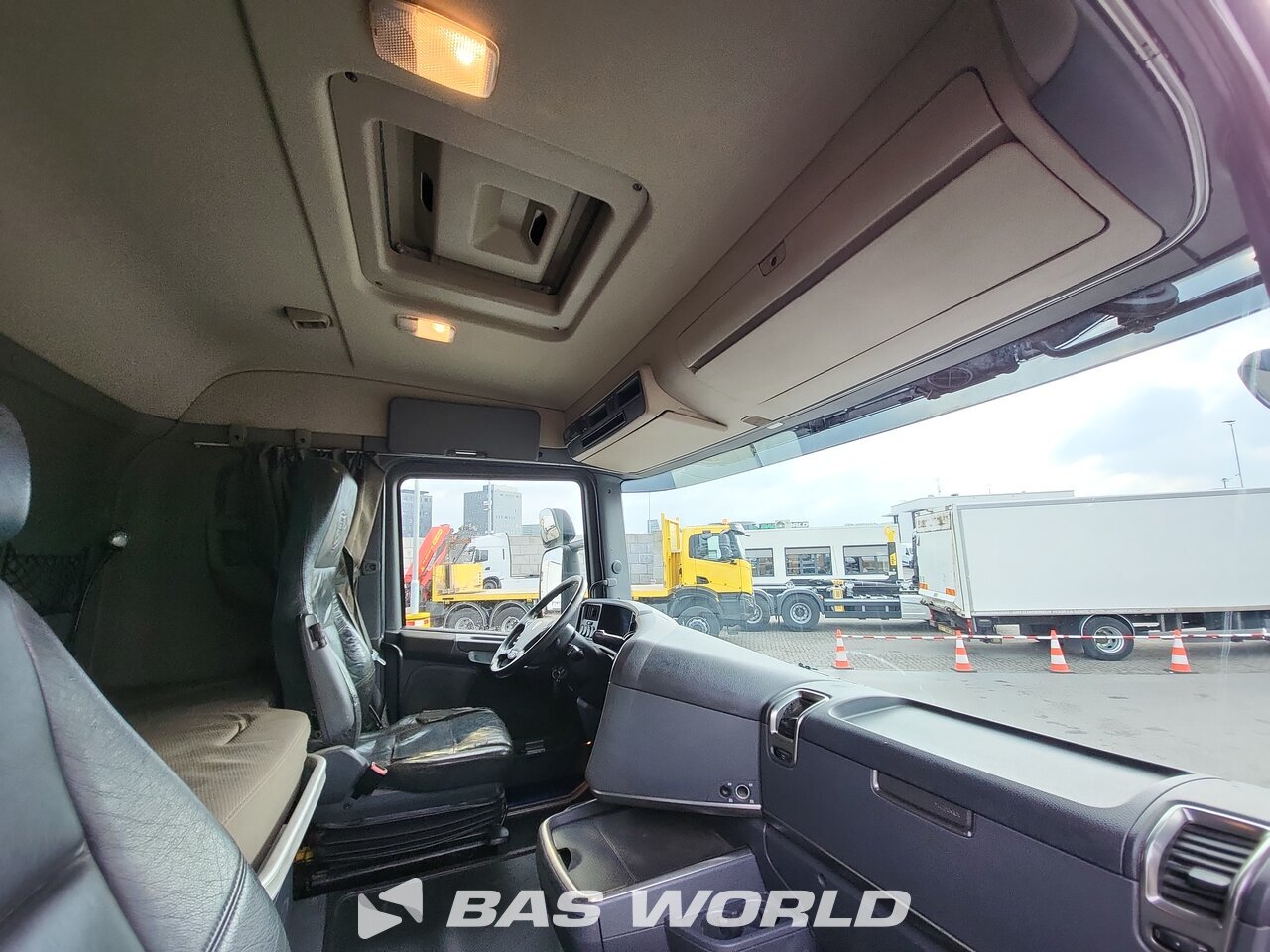 Other : Scania R560 6X4 Istrail Camion Benne