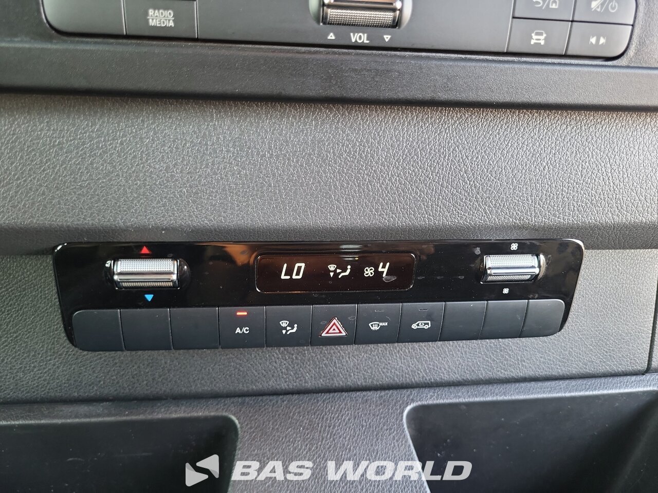 Other : Mercedes Sprinter 317 CDI Fourgons utilitaires