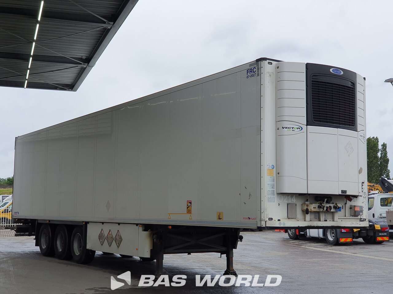 Other : Schmitz SCB*S3B Semi-remorque frigorifique
