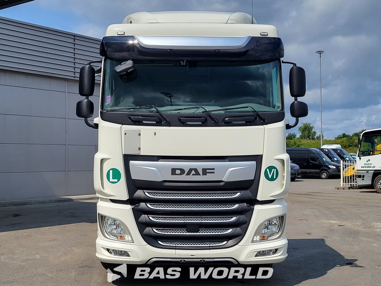 Other : DAF XF 480 6X2 GNIOTPOL Camion à Caisse Mobile