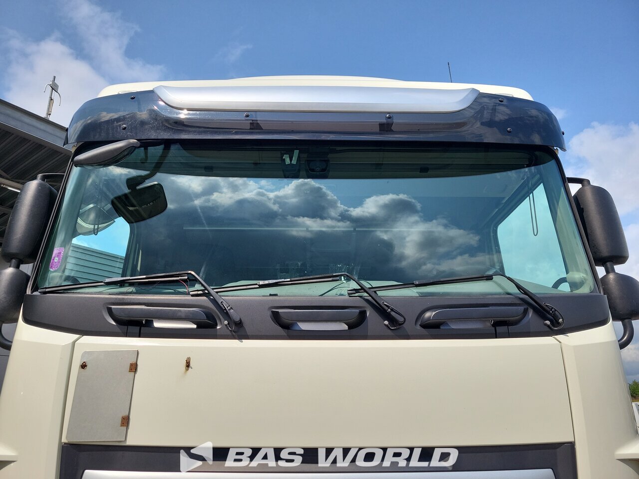 Other : DAF XF 480 6X2 GNIOTPOL Camion à Caisse Mobile