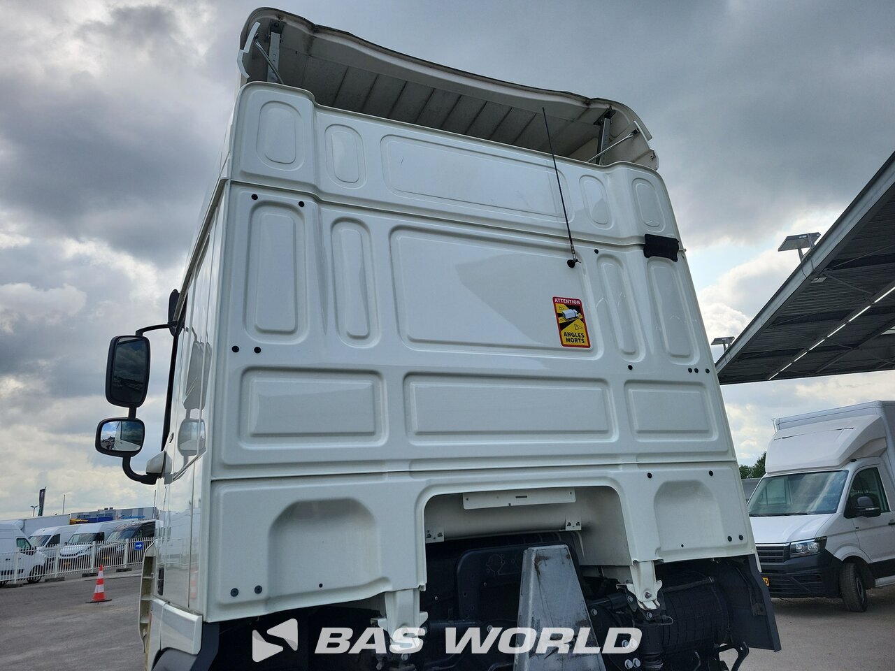 Other : DAF XF 480 6X2 GNIOTPOL Camion à Caisse Mobile