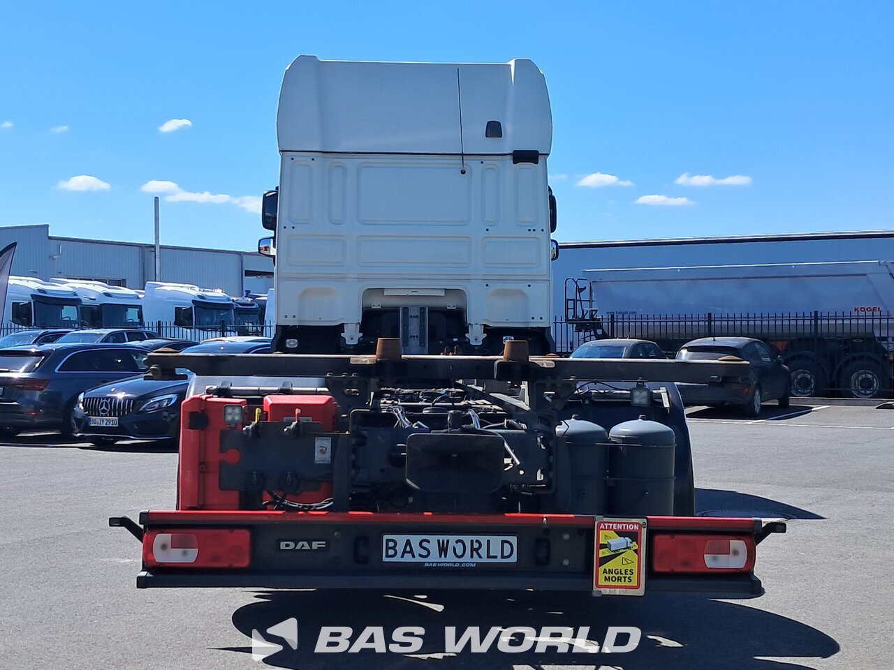Back : DAF XF 450 6X2 SGD Camion à Caisse Mobile
