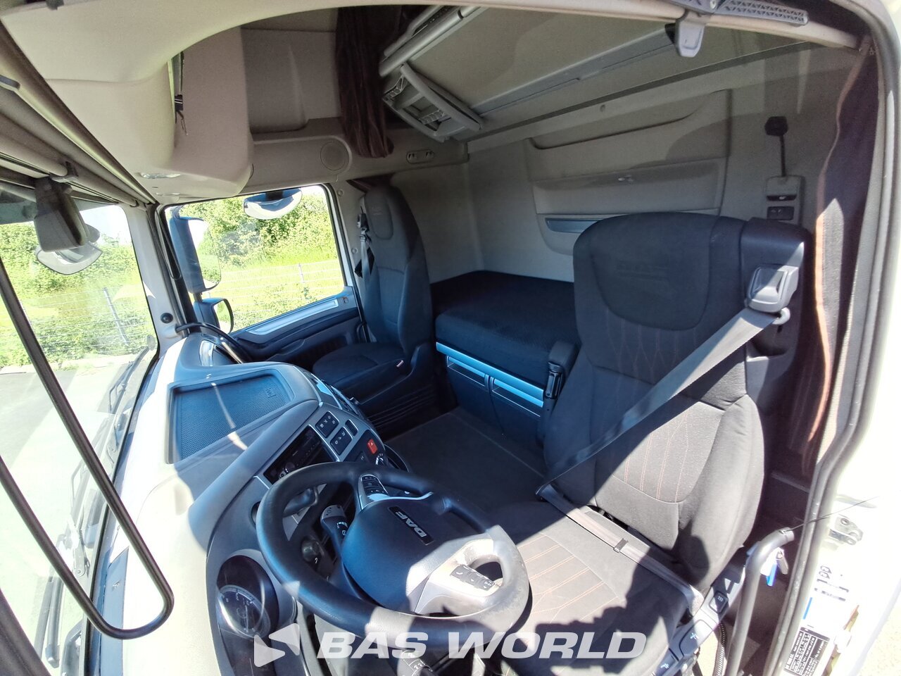 Other : DAF XF 450 6X2 SGD Camion à Caisse Mobile